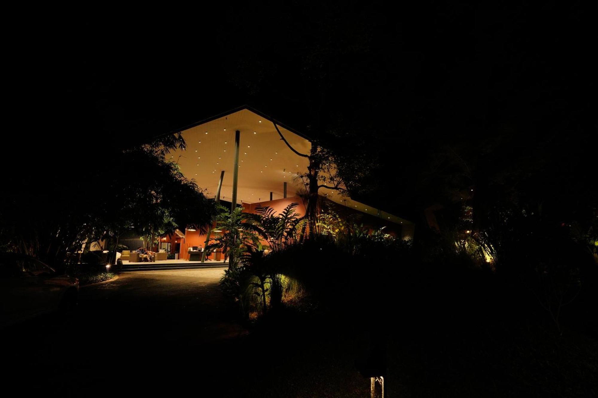 Vyna Hillock Resort And Spa ビサーリー エクステリア 写真