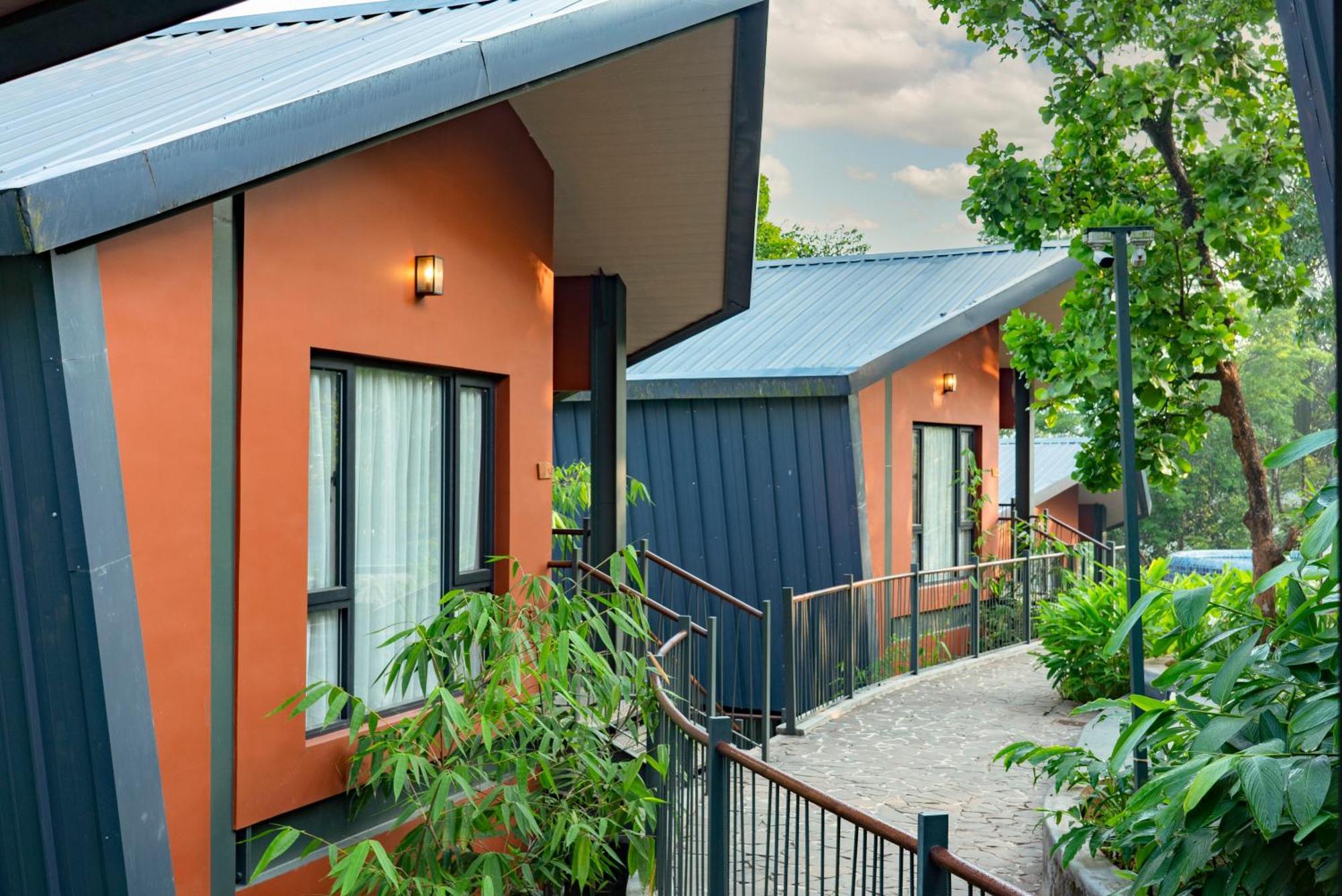 Vyna Hillock Resort And Spa ビサーリー エクステリア 写真