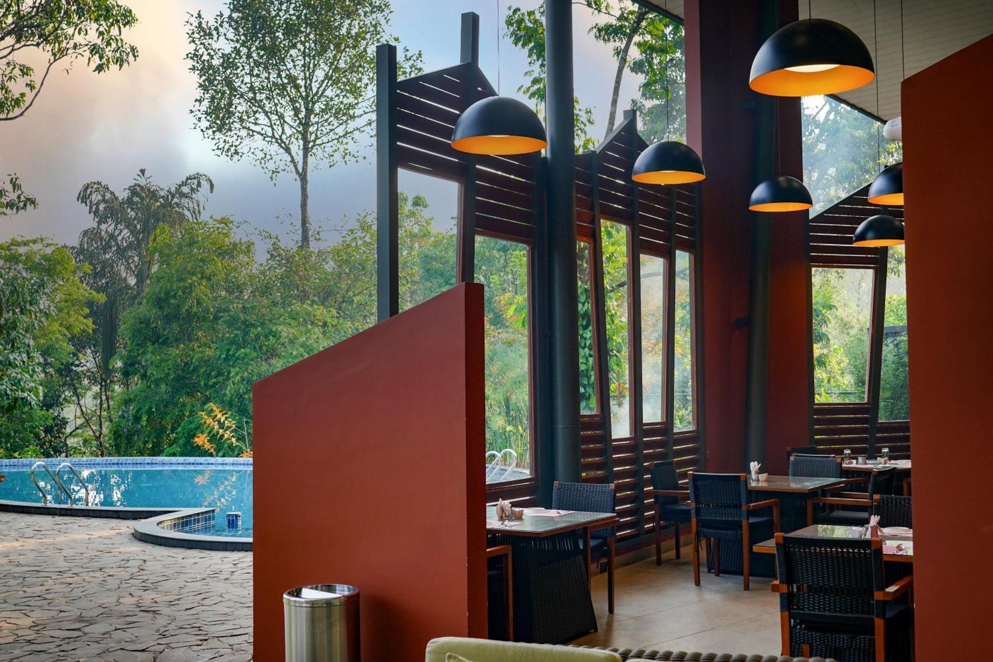 Vyna Hillock Resort And Spa ビサーリー エクステリア 写真