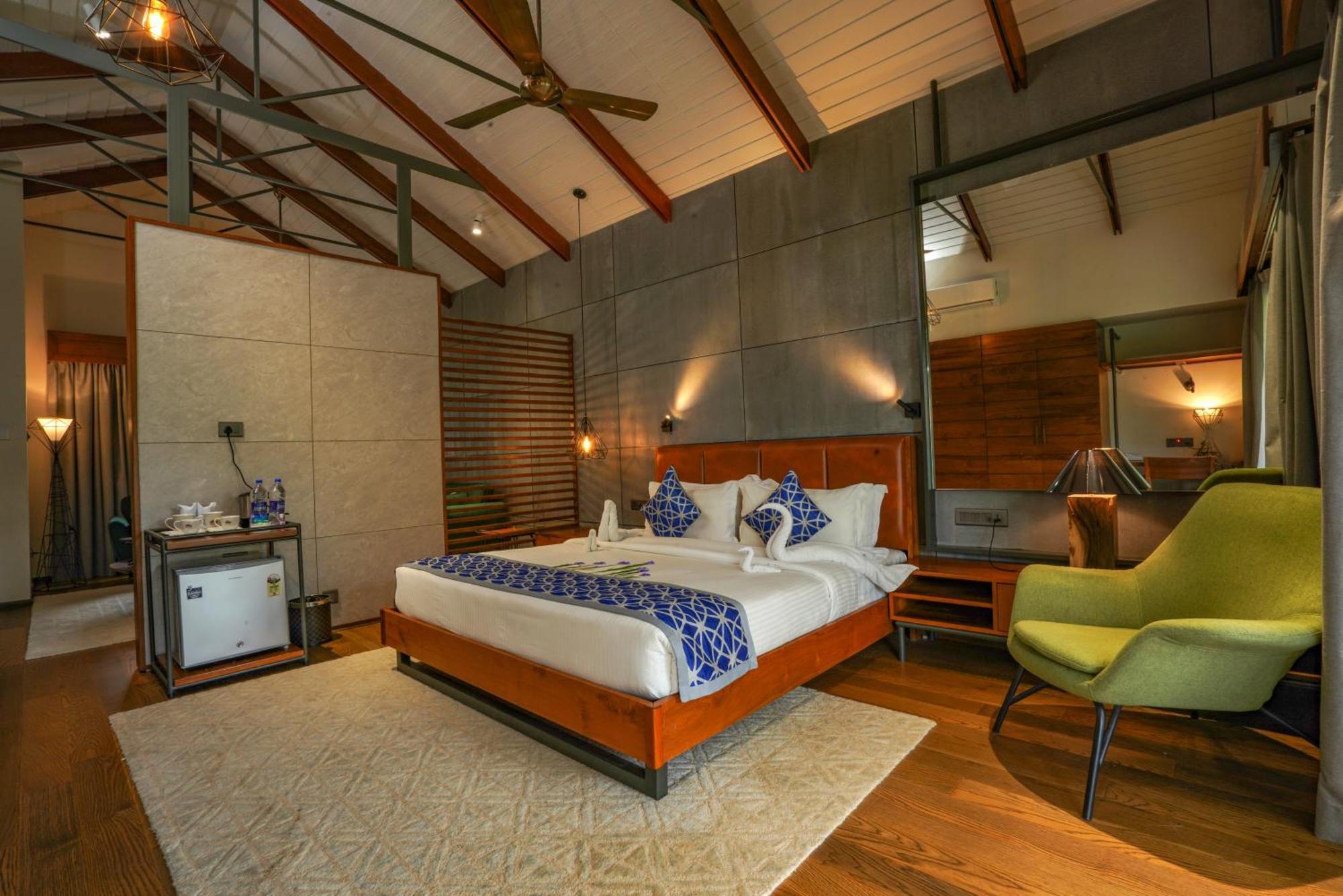 Vyna Hillock Resort And Spa ビサーリー エクステリア 写真